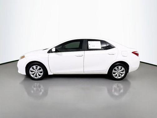 Super White 2016 Toyota Corolla LE
