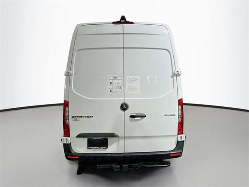 2024 Mercedes-Benz Sprinter 2500 Crew 170 WB