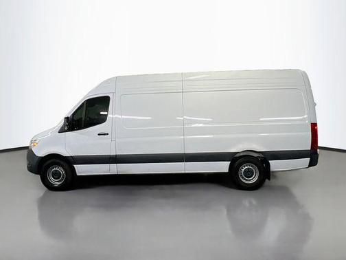 2024 Mercedes-Benz Sprinter 2500 Crew 170 WB