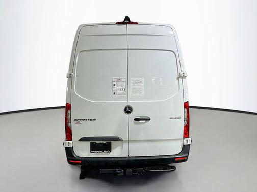 2024 Mercedes-Benz Sprinter 2500 Crew 170 WB
