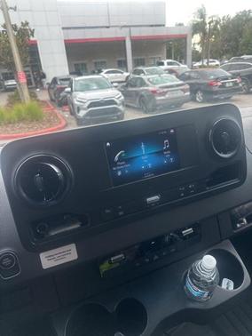 2024 Mercedes-Benz Sprinter 2500 Crew 170 WB