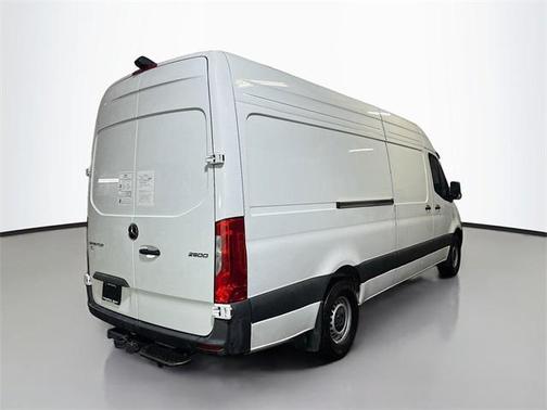 2024 Mercedes-Benz Sprinter 2500 Crew 170 WB