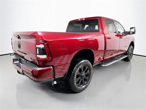 2023 RAM 2500 Big Horn Crew Cab 4x4 6'4' Box