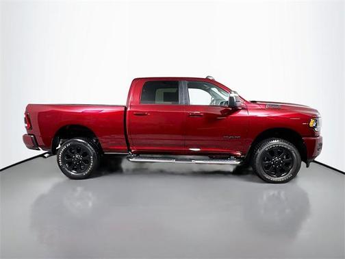 2023 RAM 2500 Big Horn Crew Cab 4x4 6'4' Box