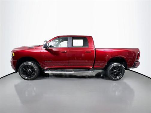 2023 RAM 2500 Big Horn Crew Cab 4x4 6'4' Box