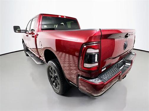 2023 RAM 2500 Big Horn Crew Cab 4x4 6'4' Box