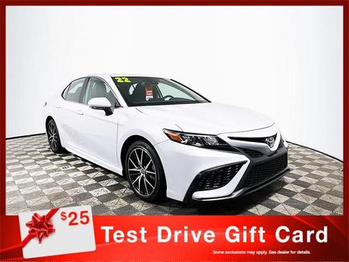 2022 Toyota Camry SE