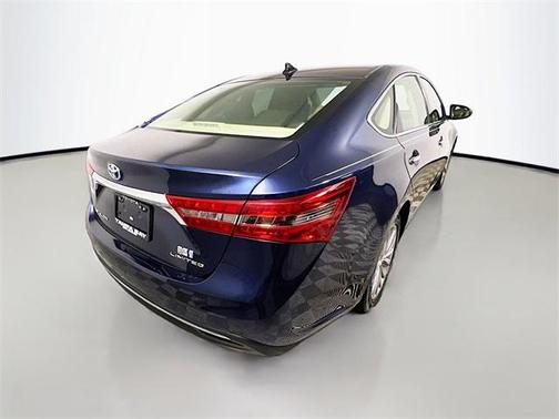2018 Toyota Avalon Hybrid Limited