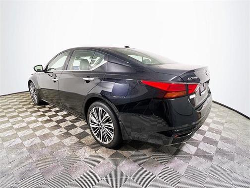 2024 Nissan Altima 2.5 SL