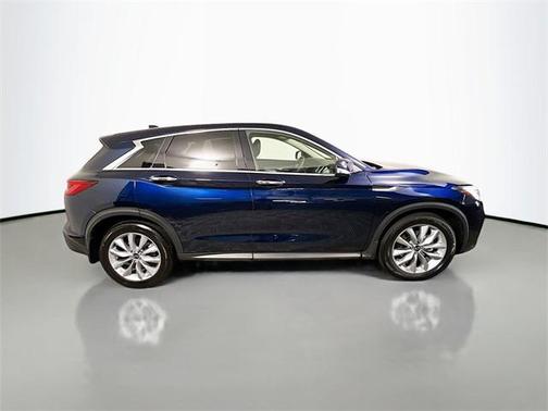 2022 INFINITI QX50 PURE