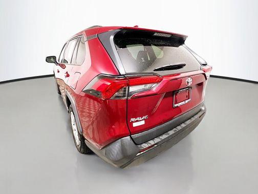 Ruby Flare Pearl 2020 Toyota RAV4 LE