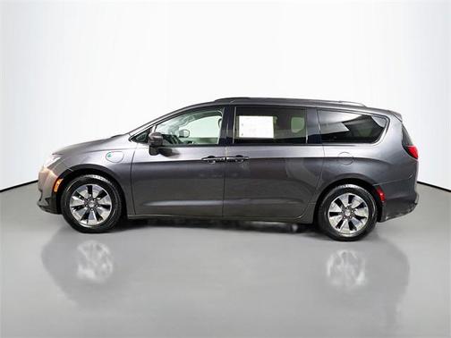 2018 Chrysler Pacifica Hybrid Touring L