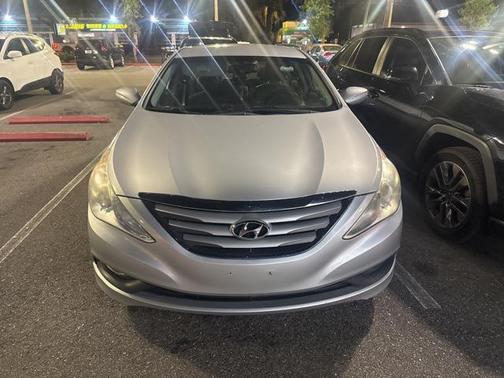 2014 Hyundai SONATA GLS