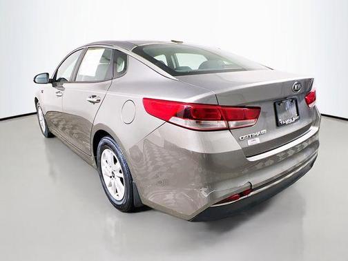Titanium Silver 2017 Kia Optima LX