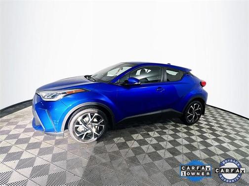 2022 Toyota C-HR XLE