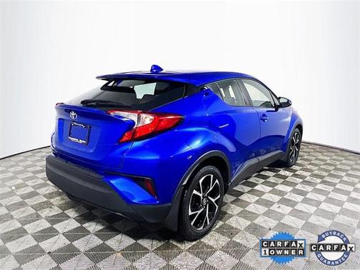 2022 Toyota C-HR XLE