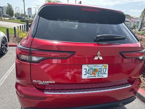 2022 Mitsubishi Outlander ES 2.5 2WD