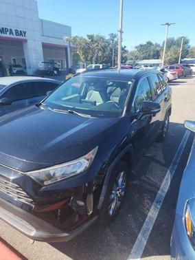 2021 Toyota RAV4 XLE Premium