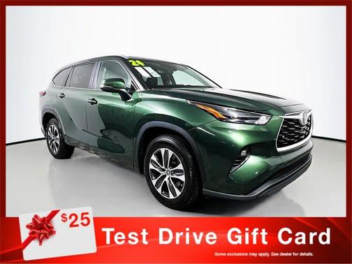 2024 Toyota Highlander XLE