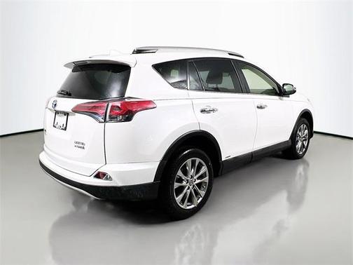 2016 Toyota RAV4 Hybrid SE