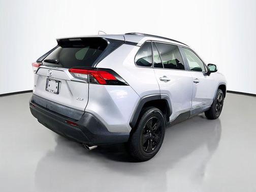 Silver Sky Metallic 2020 Toyota RAV4 XLE