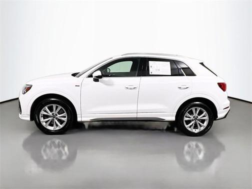 2023 Audi Q3 Premium 45 TFSI S line quattro Tiptronic