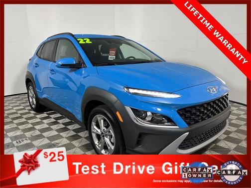 2022 Hyundai KONA SEL