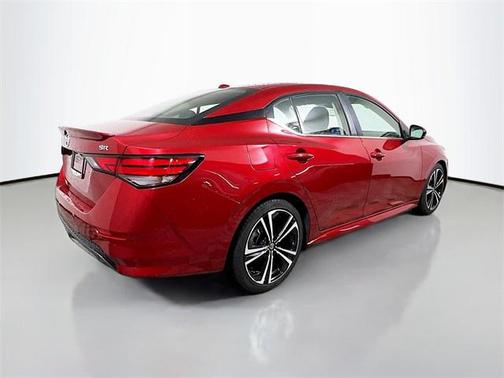 2022 Nissan Sentra SR