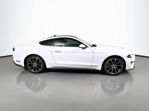 Oxford White 2021 Ford Mustang EcoBoost