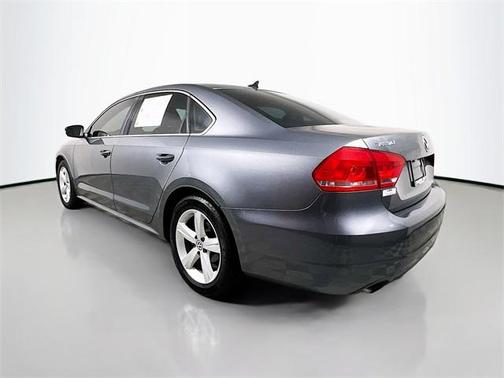 2015 Volkswagen Passat 1.8T Limited Edition