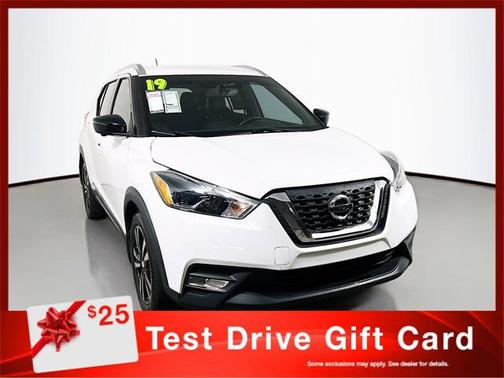 2019 Nissan Kicks SR