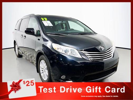 2017 Toyota Sienna XLE Premium