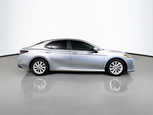 Celestial Silver Metallic 2022 Toyota Camry LE