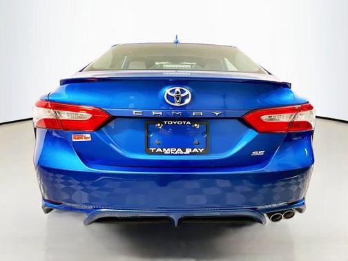 Blue Streak Metallic 2020 Toyota Camry SE