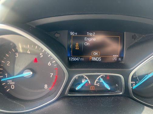 White Gold Metallic 2017 Ford Escape SE