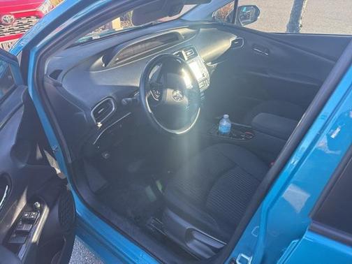 2021 Toyota Prius Prime LE