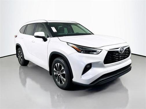 2026 Toyota Highlander XLE