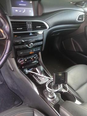 2017 INFINITI QX30 Premium