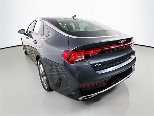 2022 Kia K5 LXS