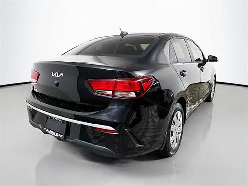 2022 Kia Rio LX
