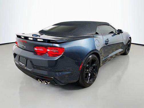 2022 Chevrolet Camaro 2LT