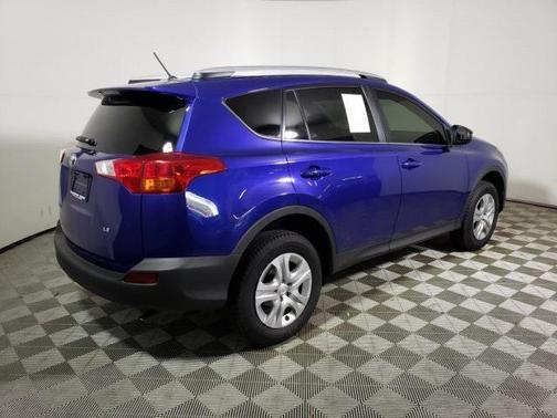 2014 Toyota RAV4 LE