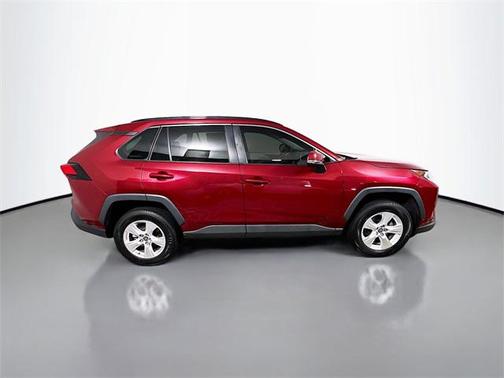 Pearl 2021 Toyota RAV4 XLE