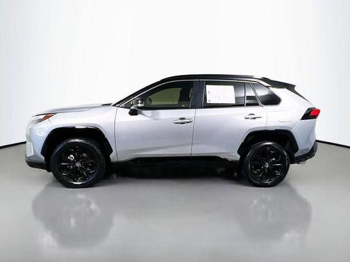 2025 Toyota RAV4 Hybrid SE