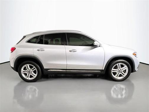 2021 Mercedes-Benz GLA 250 Base 4MATIC