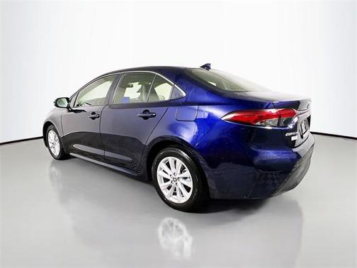 2024 Toyota Corolla Hybrid LE