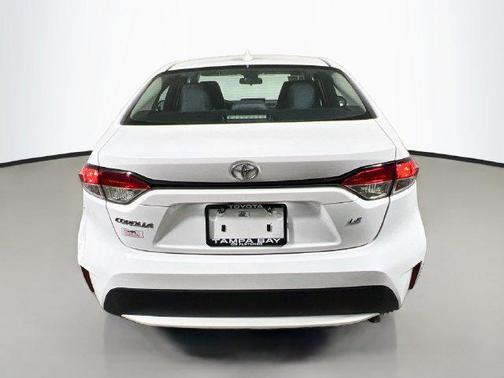 Super White 2021 Toyota Corolla LE