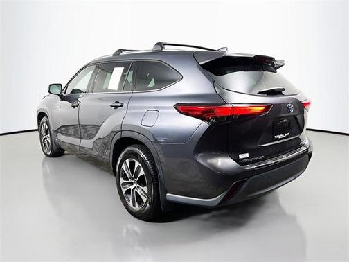 2020 Toyota Highlander Hybrid XLE