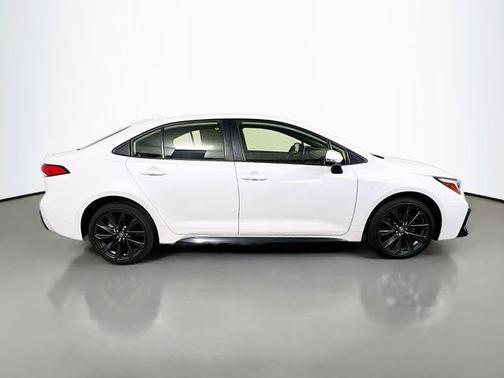 Pearl 2025 Toyota Corolla Hybrid SE