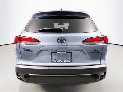 2025 Toyota Corolla Hybrid SE